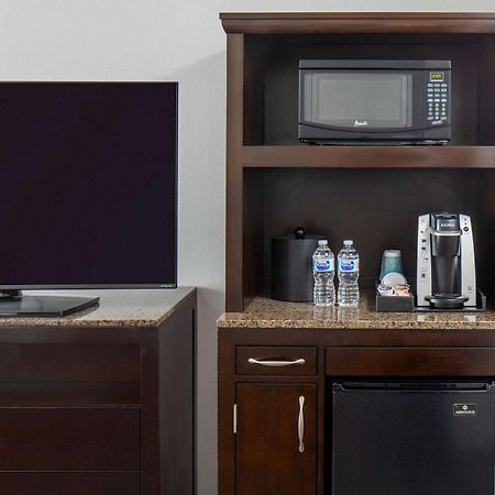 Hilton Garden Inn Jackson Downtown Ngoại thất bức ảnh