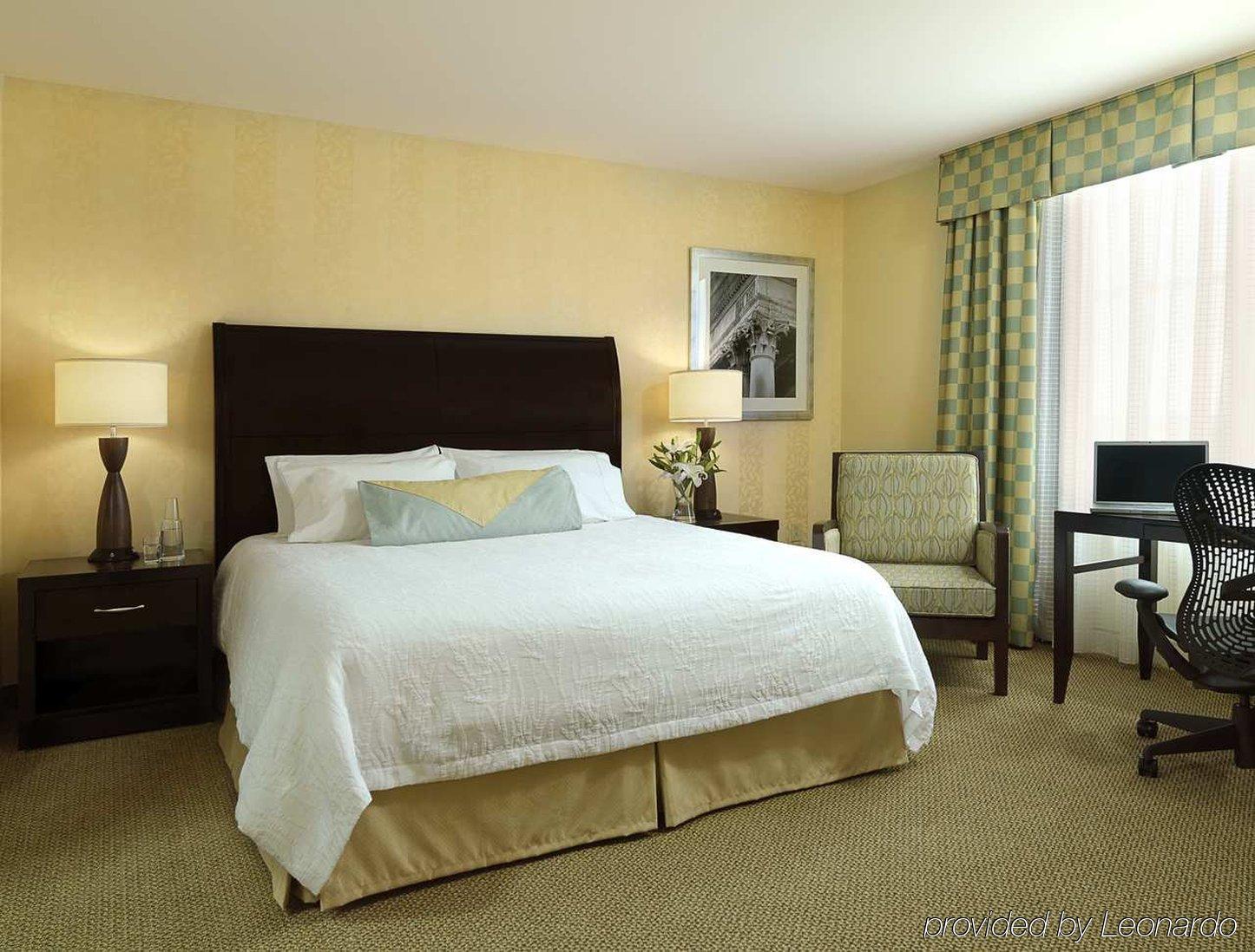 Hilton Garden Inn Jackson Downtown Phòng bức ảnh