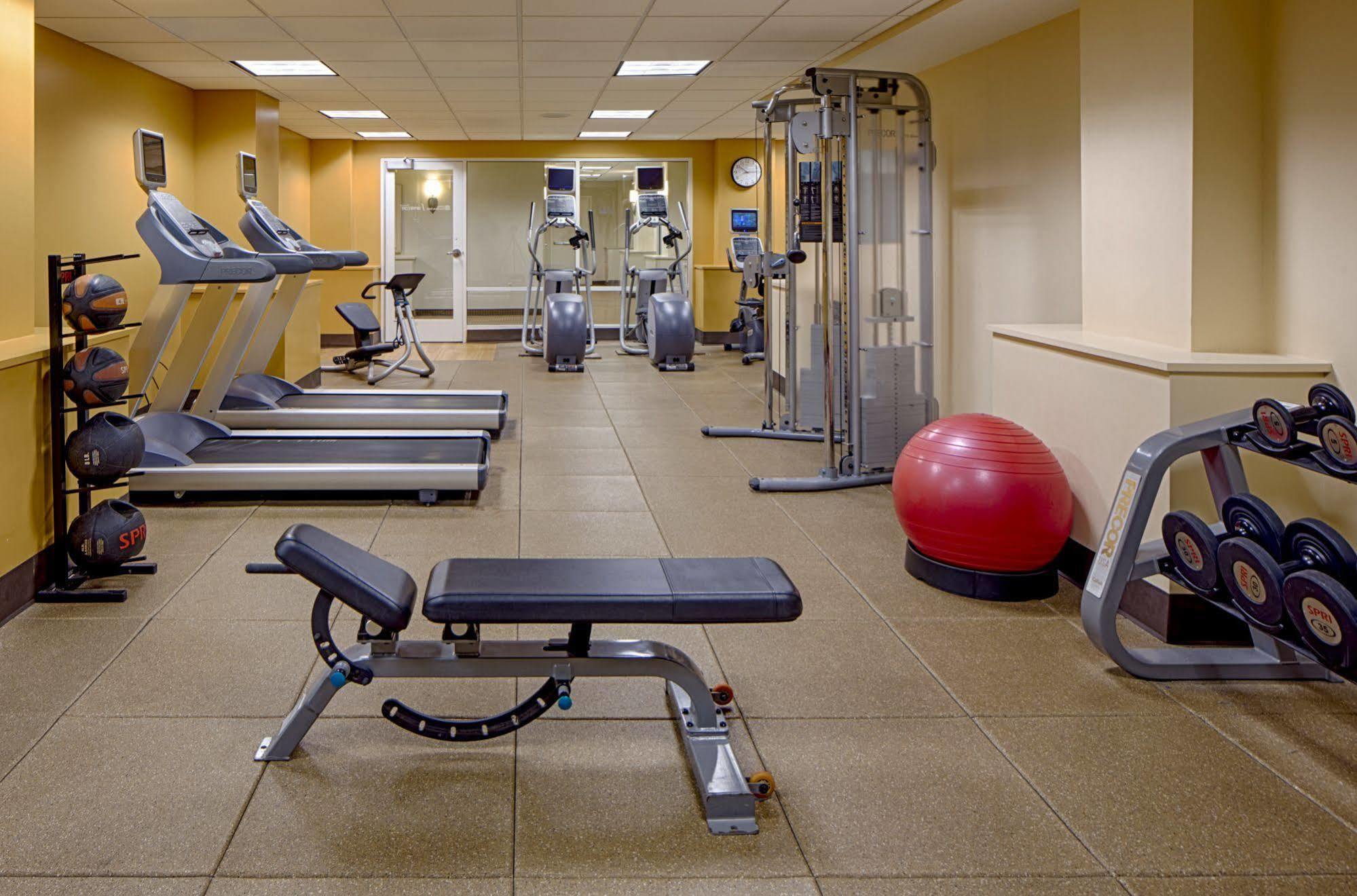 Hilton Garden Inn Jackson Downtown Ngoại thất bức ảnh